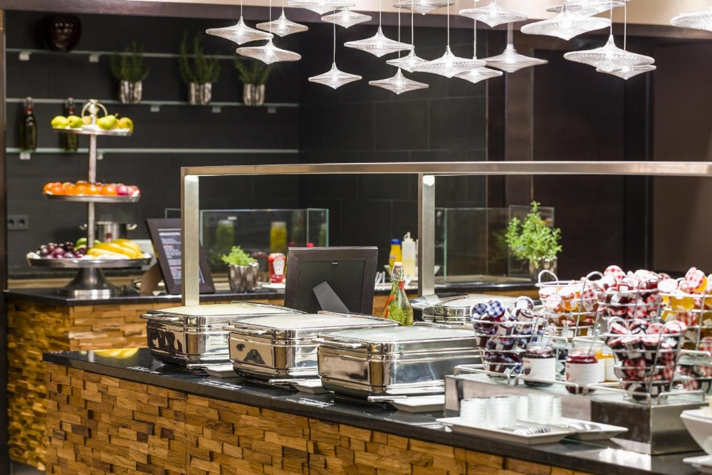 Vienna Marriott Hotel Main image